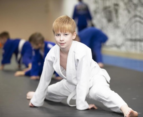 سن شروع کاراته نوجوان